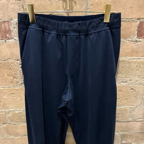 Lululemon Fundamental Jogger 28"
Nautical Navy Sz M - Picture 6 of 7